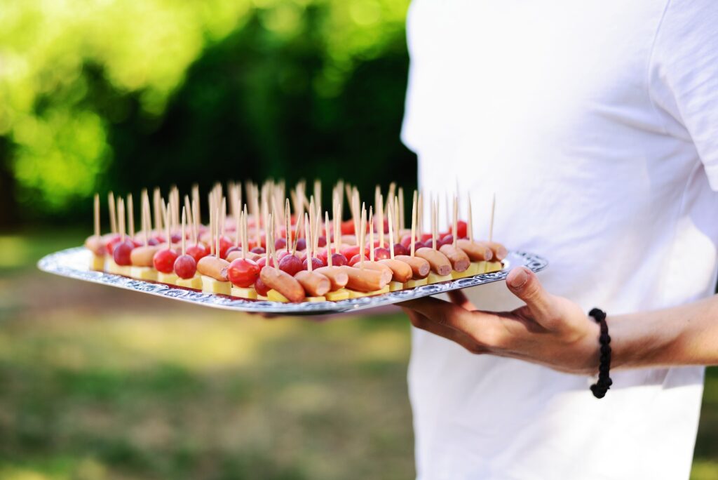 Votre buffet de qualité à un prix très raisonnable chez vous, pour toutes vos réceptions