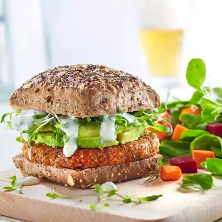 Burger végétarien par Cook & Styles traiteur bourguignon